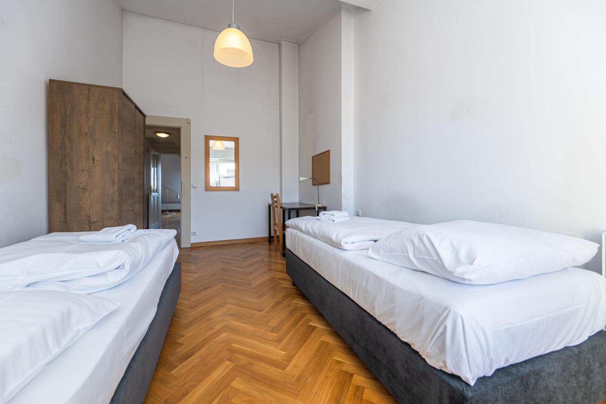 Jiriho Z Podebrad Apartments Prague Exterior photo
